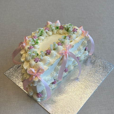 8" Half Floral & Bow Vintage Cake