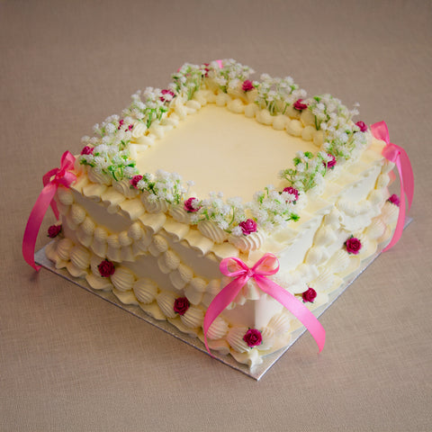Floral Vintage Bow Cake