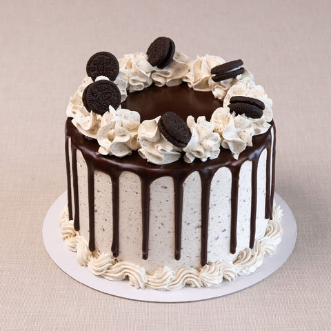 6" Oreo Drip Cake