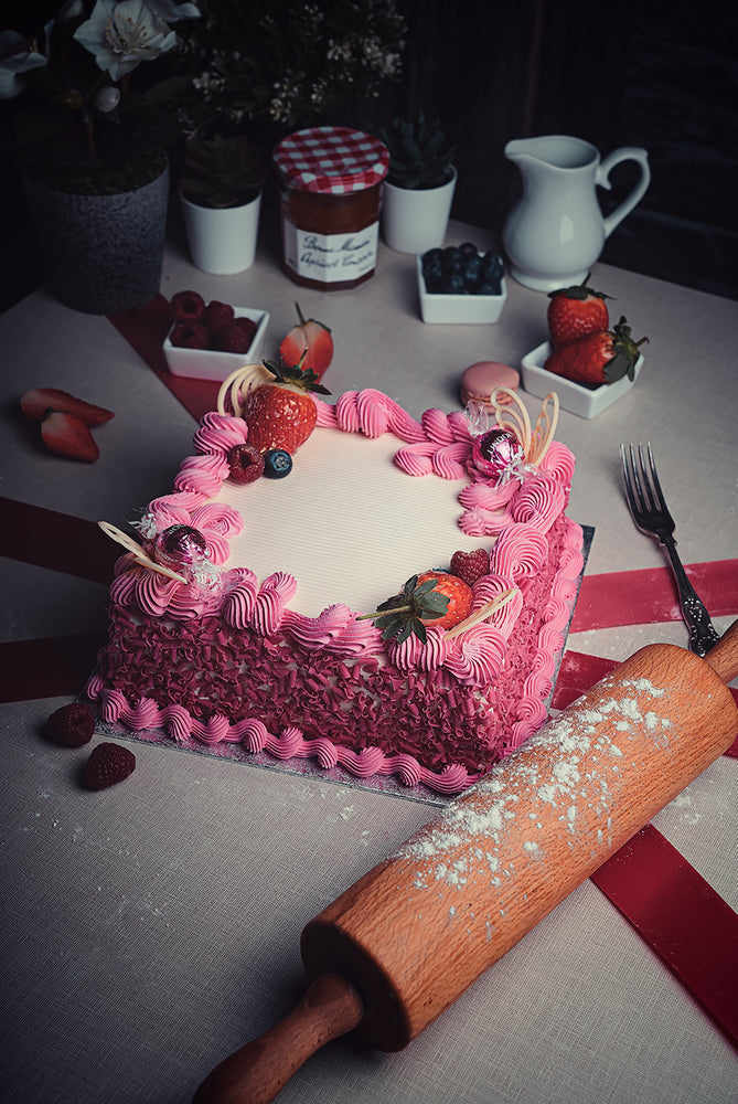 Fresh Cream Cake (Pink Décor) - Starbake Patisseries