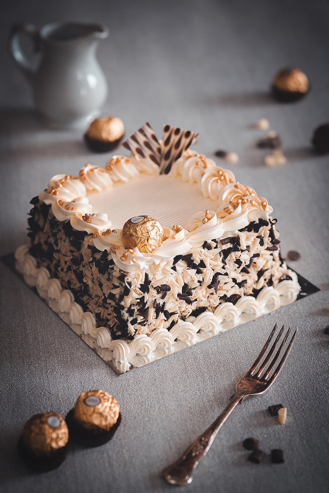 Elegant Fresh Cream Cake - Starbake Patisseries